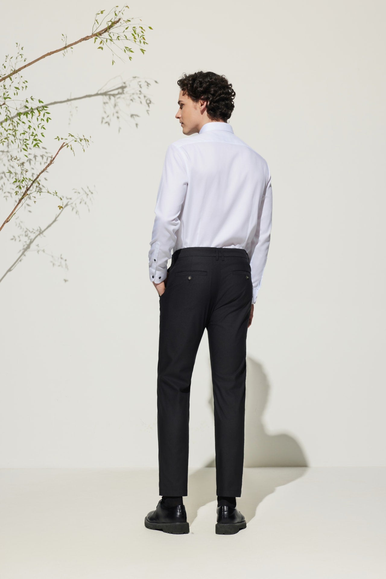 Cotton Blend Slim Tapered Fit Dobby Casual Pants