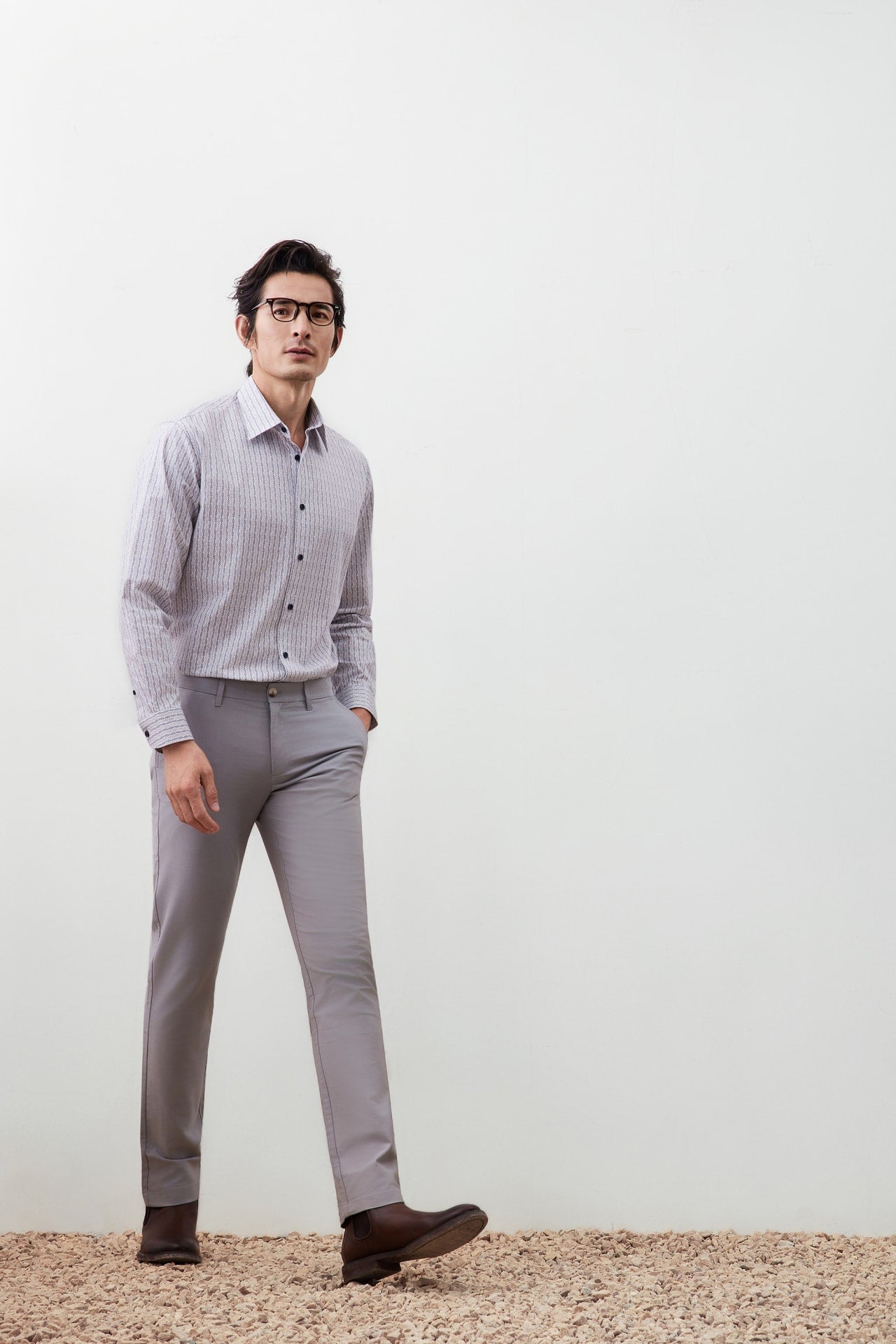 Breezy Comfort Cotton Blend Slim Tapered Fit Twill Casual Pants