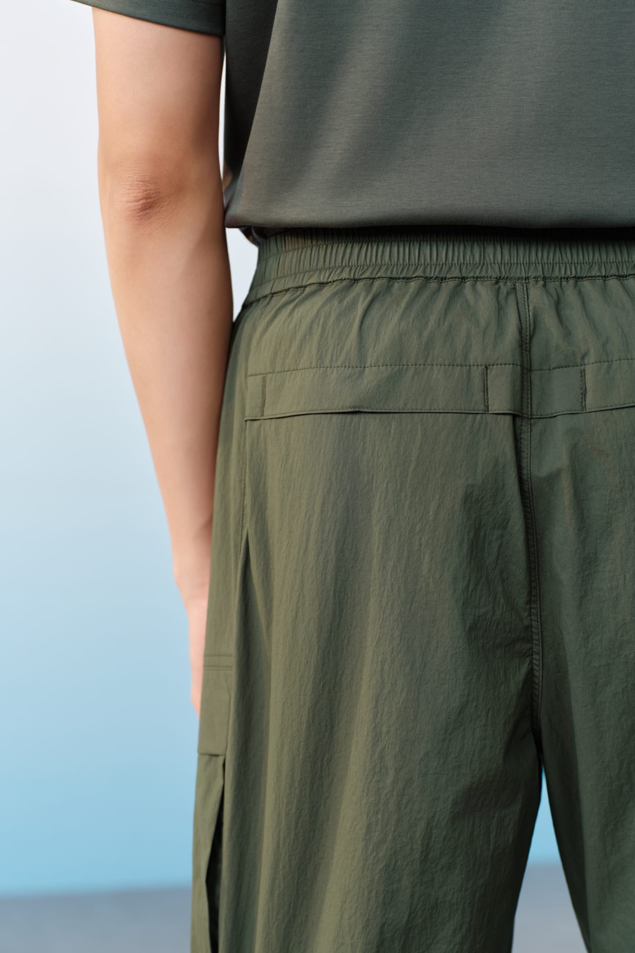 Lightweight Multi-Way Stretch Nylon Smart Tapered Fit Casual Pants