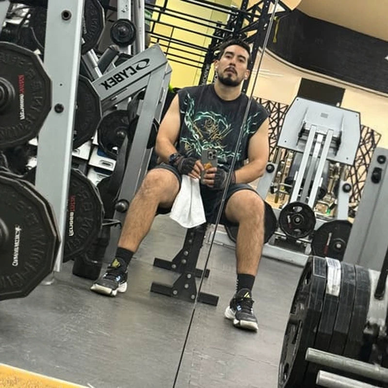 2026 new short and wide shoulder men's themed printed T-shirt with oversized design for sports and fitness, loose cotton vest