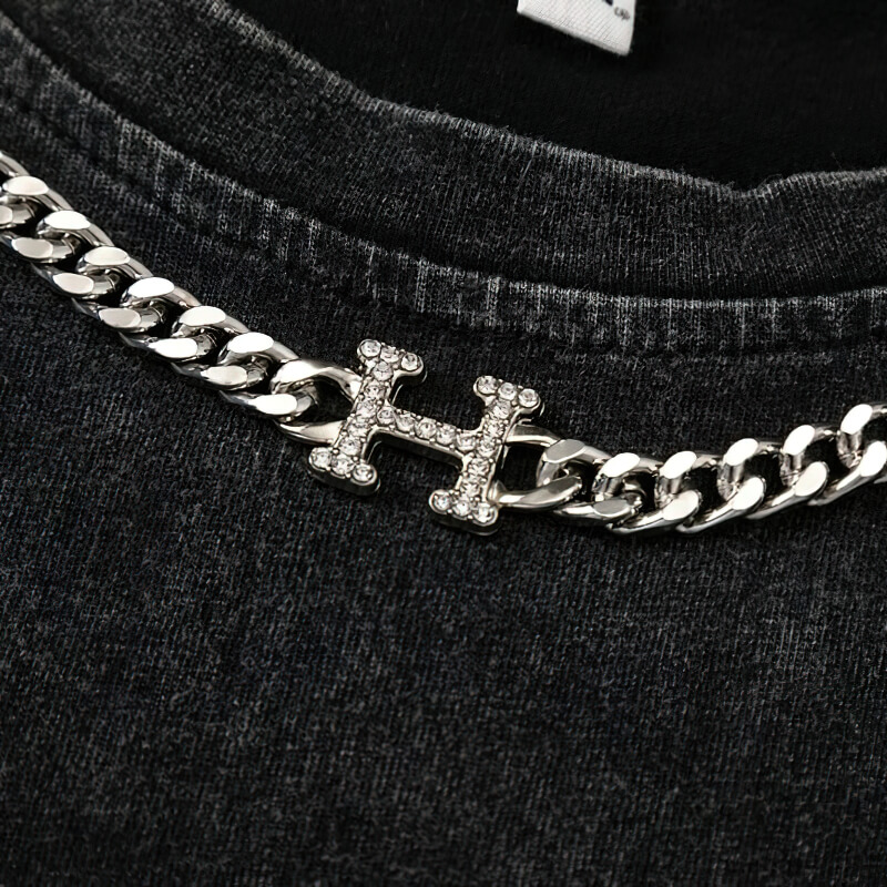 Sword Graphic Ripped Tank Top With Chain / Fashion Sleeveless Cotton Top in Gothic Style